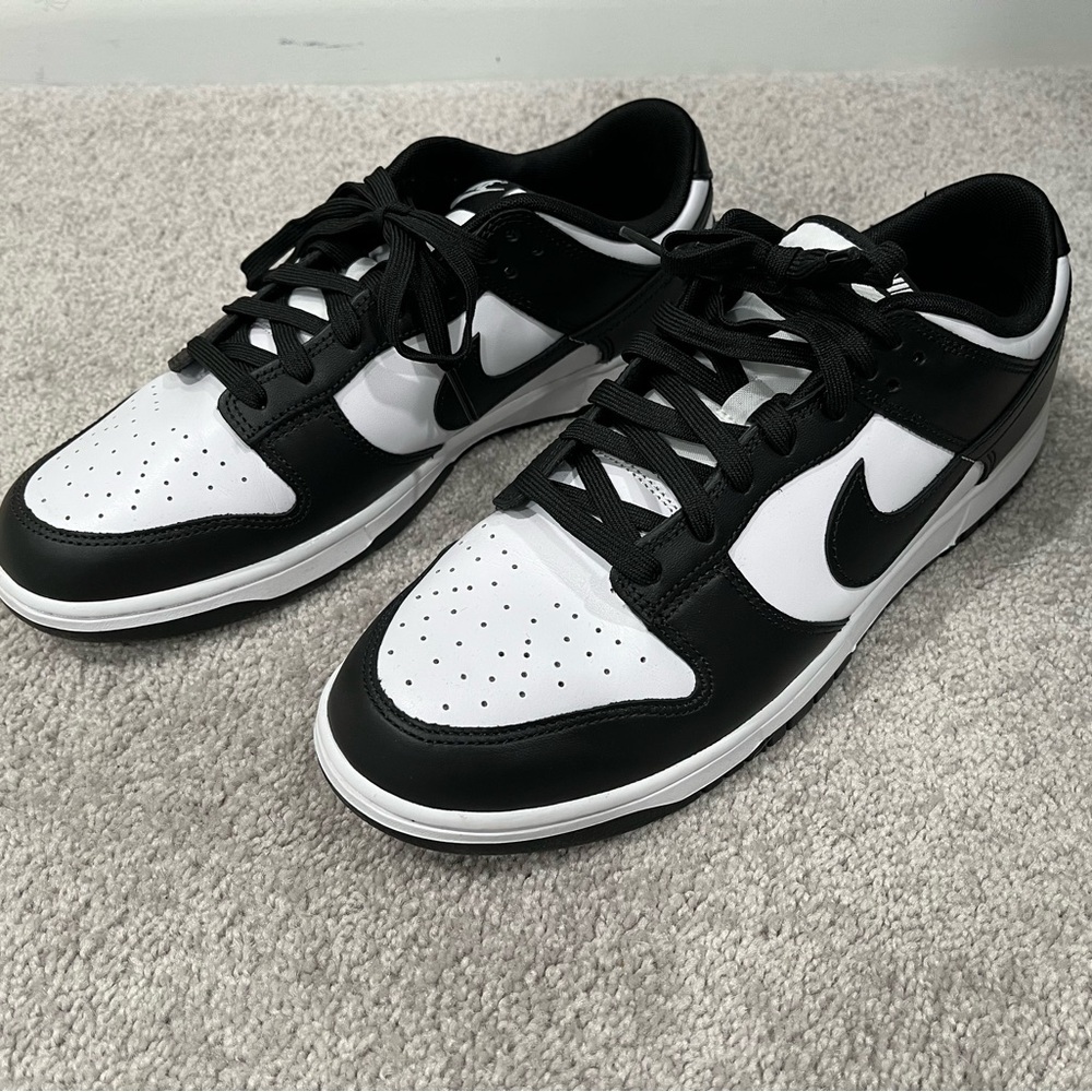 Nike Black and White Dunk Sneakers Classic Design